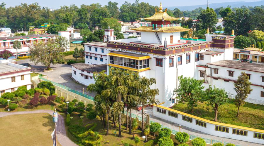 Ofrecemos una diversa selección de opciones de alquiler de coches en Dehradun.